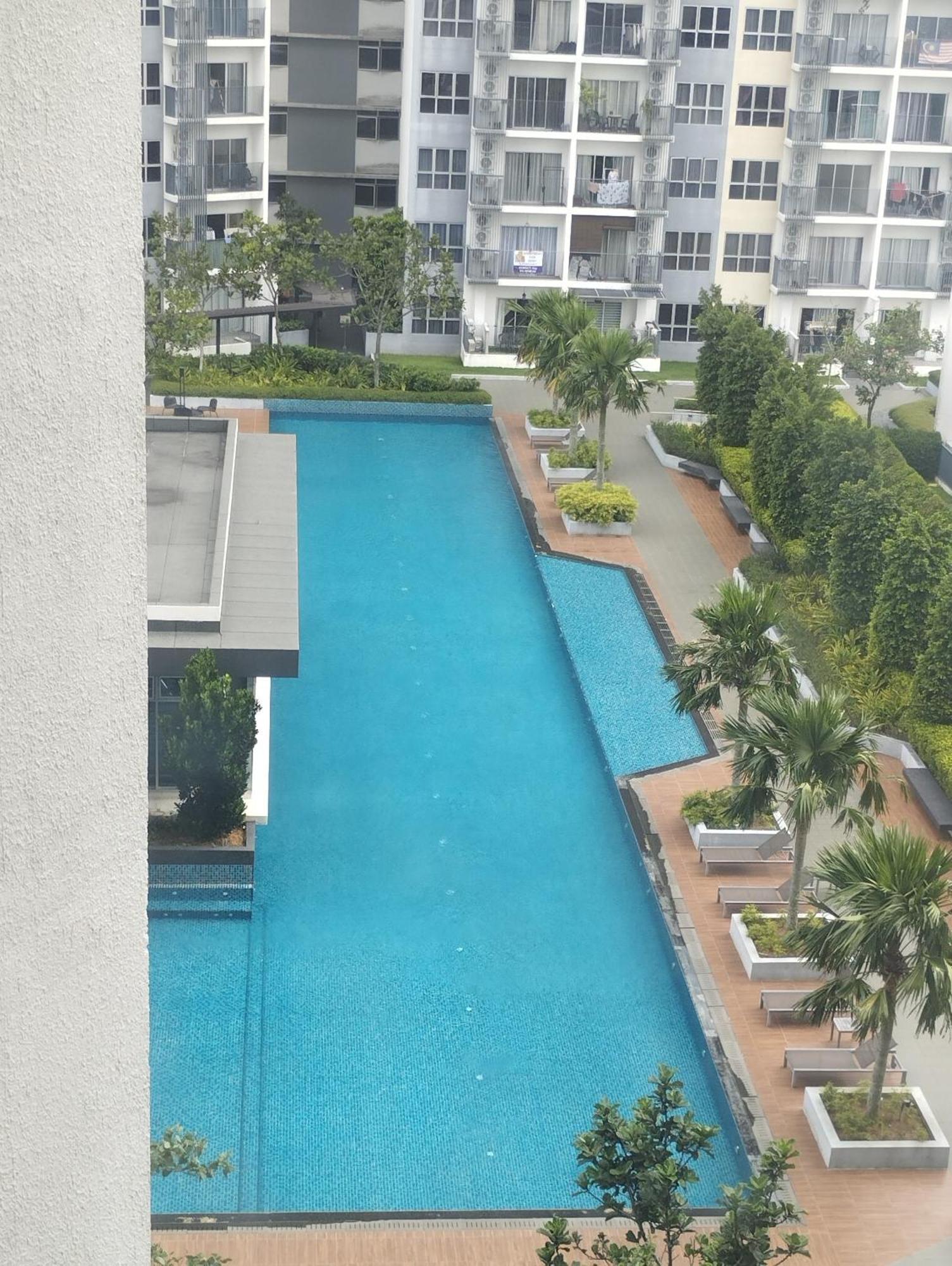 Cozy Luxe Condo In Southville City Bangi Kültér fotó